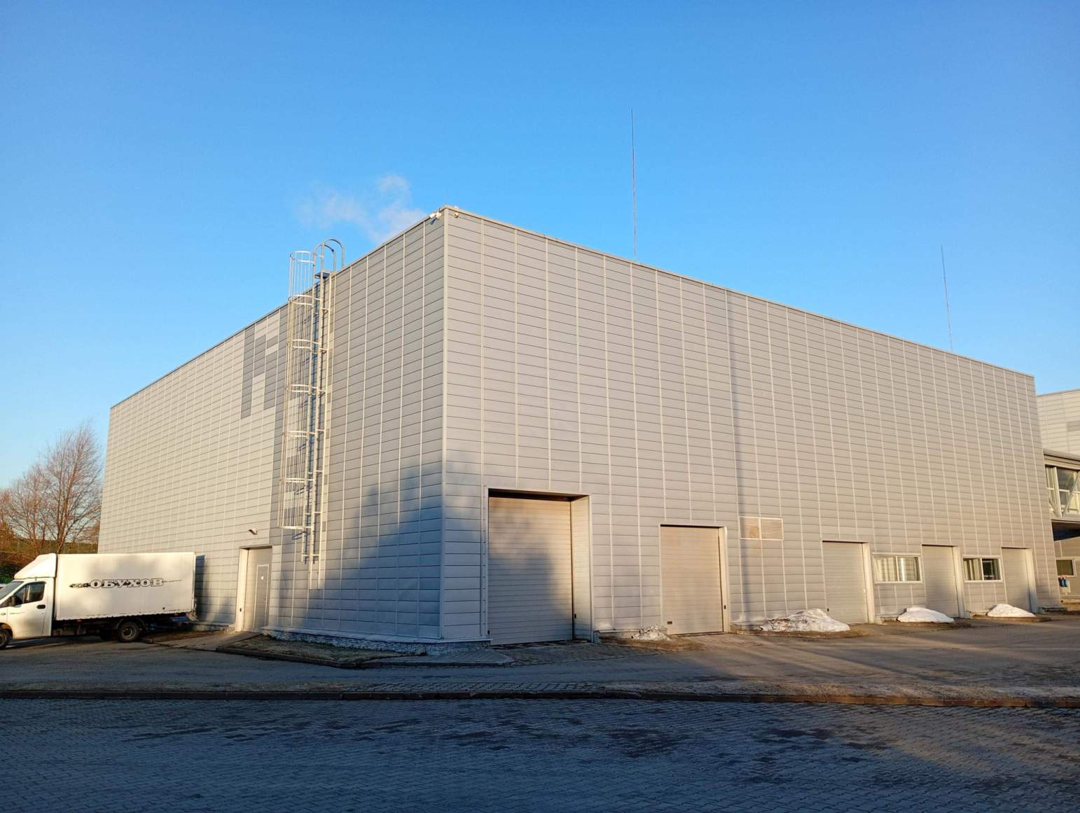 Продам помещение свободного назначения 7660.5 м.кв.