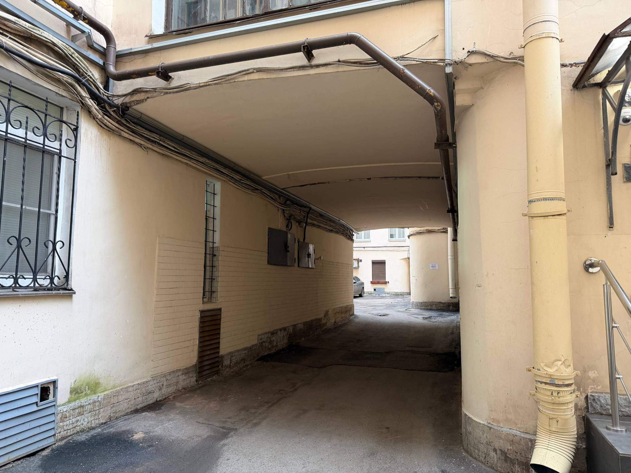 Продам офис 7.7 м.кв.