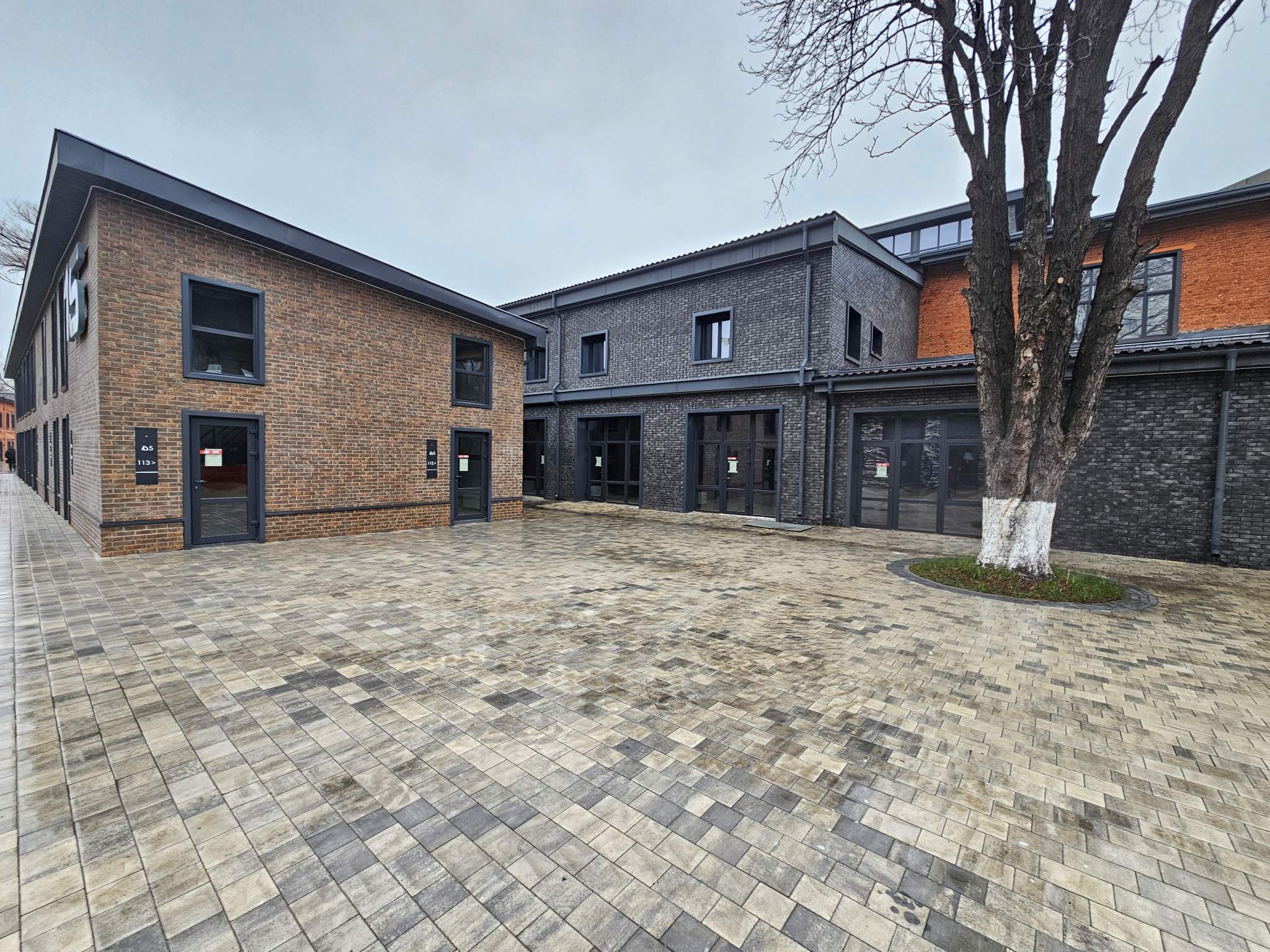 Продам помещение свободного назначения 10.9 м.кв.