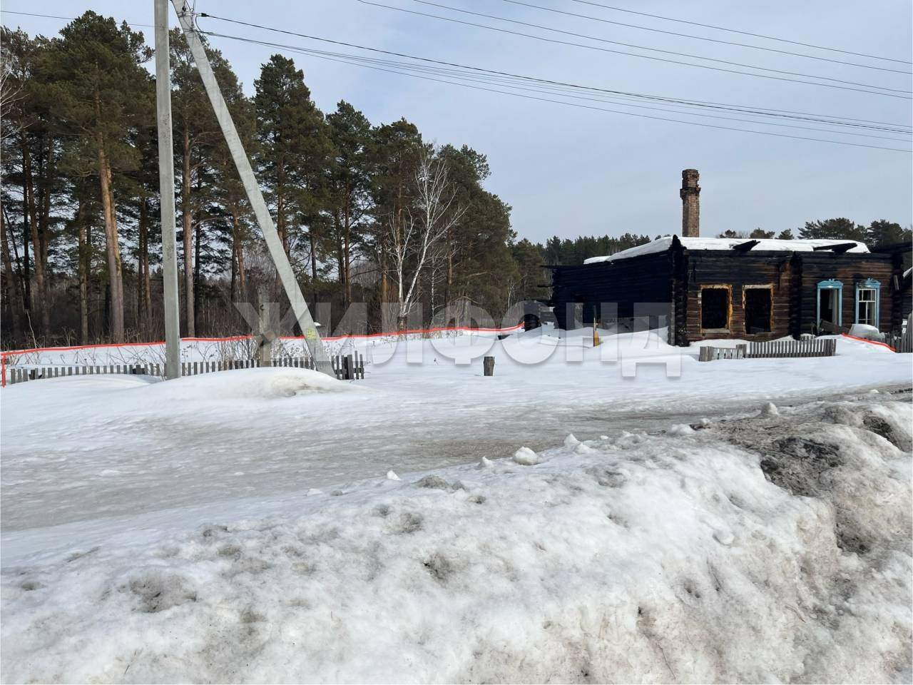 Продам земельный участок 800 м.кв.