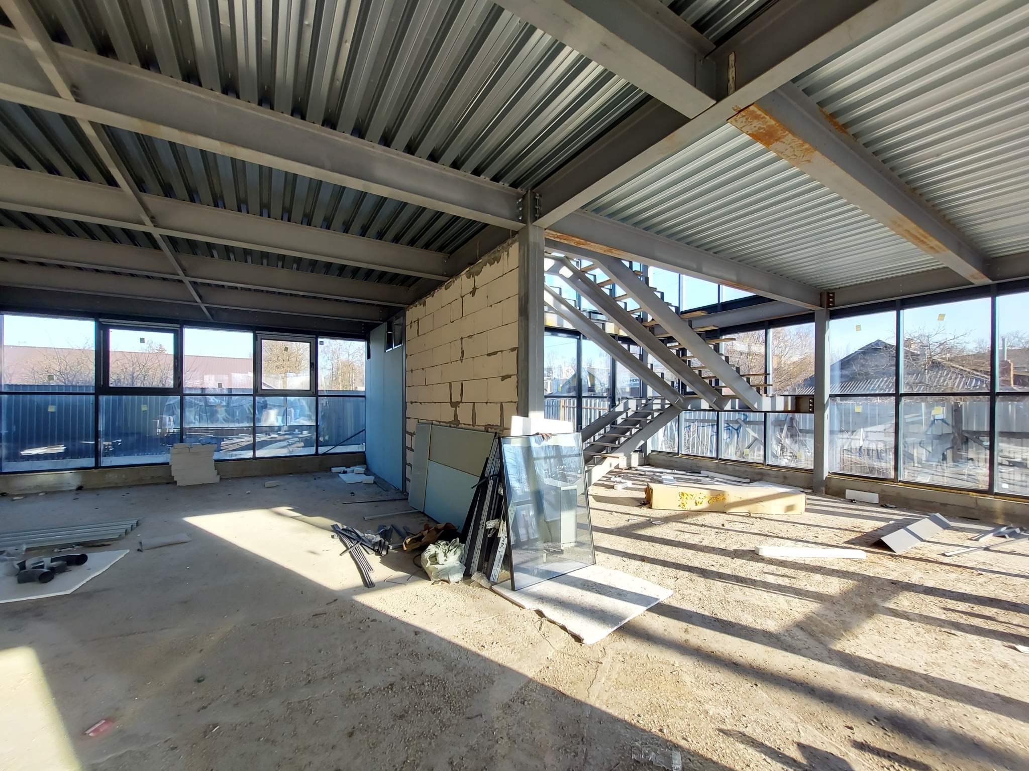 Продам торговое помещение 507.2 м.кв.