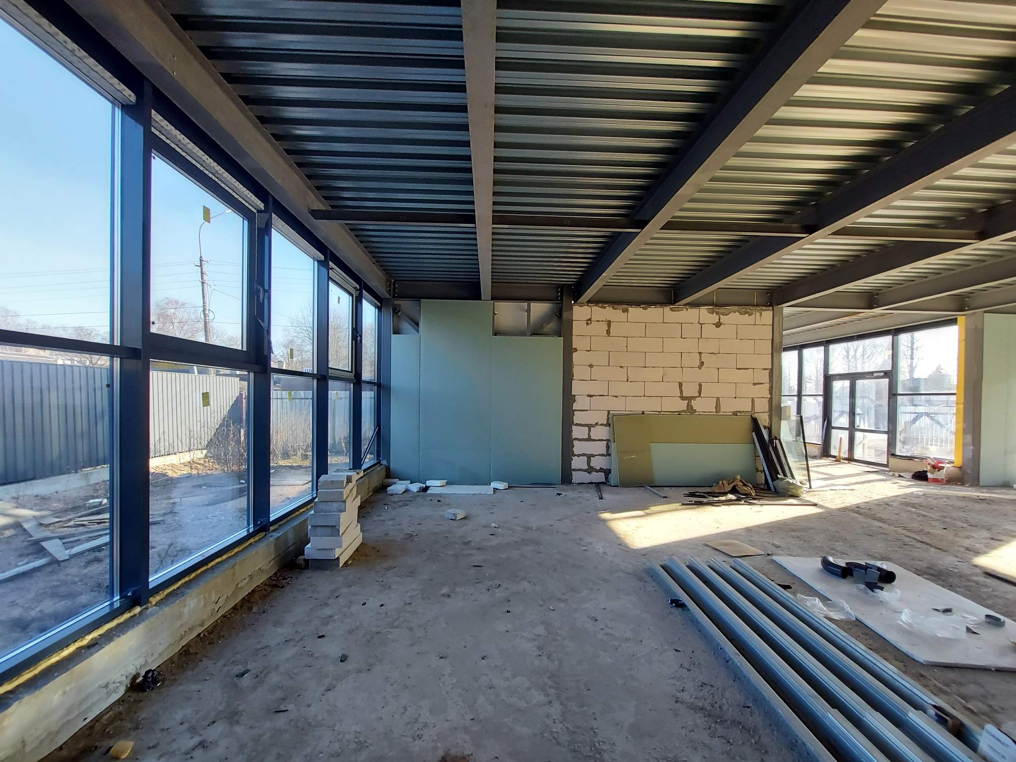 Продам торговое помещение 507.2 м.кв.