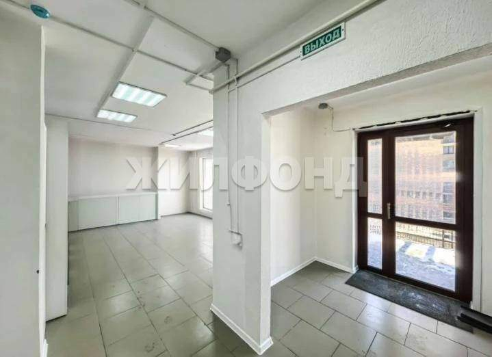 Продам офис 79 м.кв.