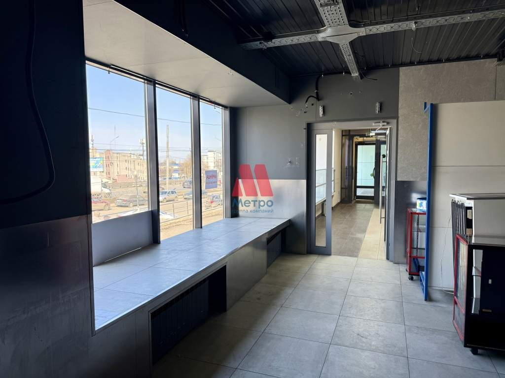 Сдам в аренду магазин 209 м.кв.