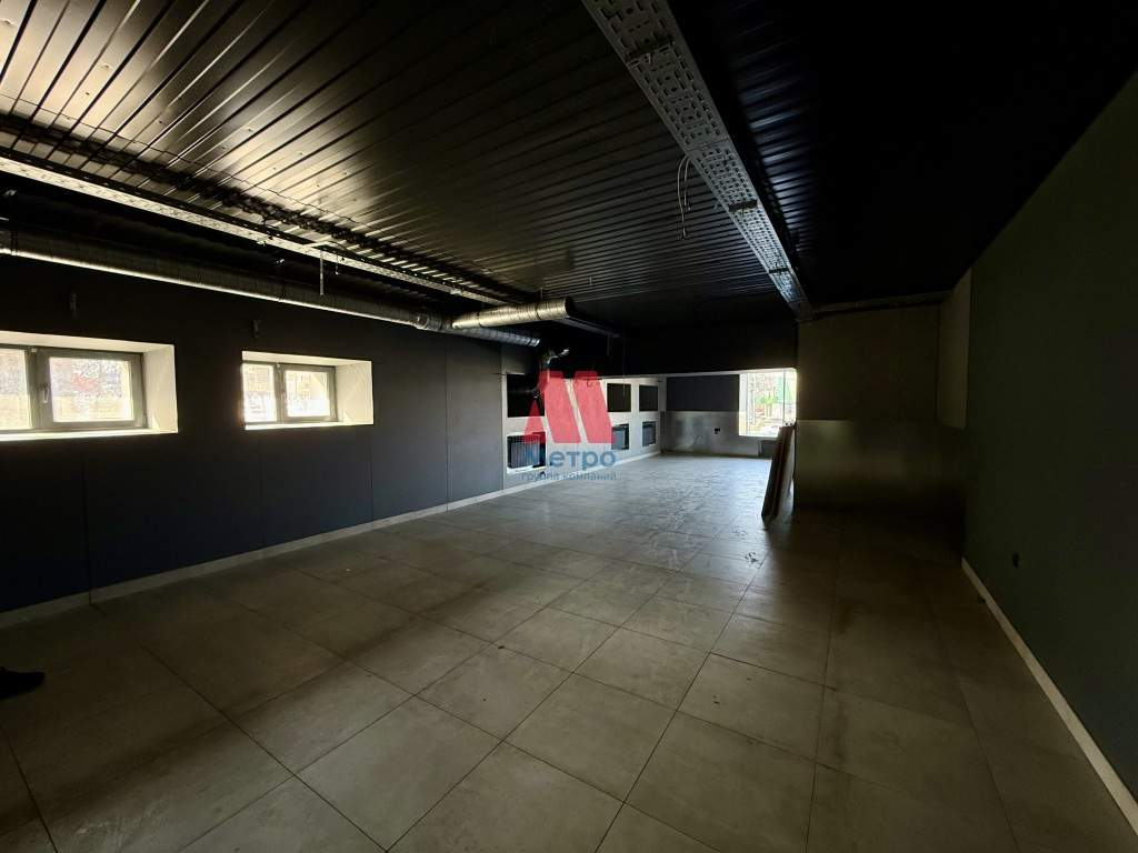 Сдам в аренду магазин 209 м.кв.