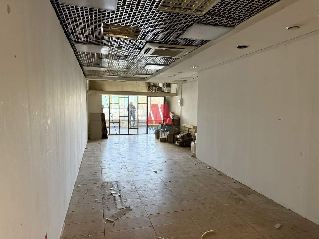 Сдам в аренду магазин 209 м.кв.