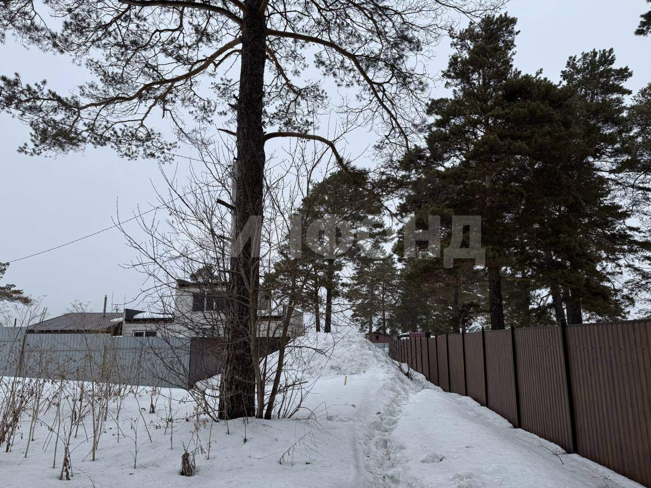 Продам земельный участок 641 м.кв.