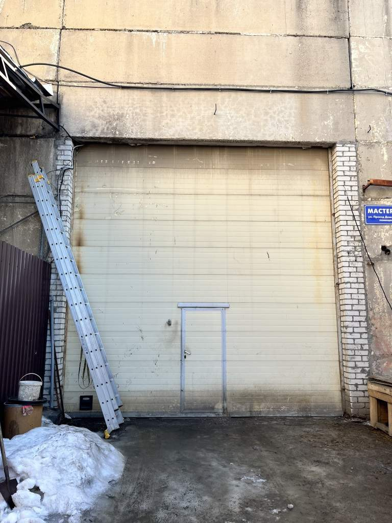 Сдам в аренду помещение свободного назначения 1450 м.кв.