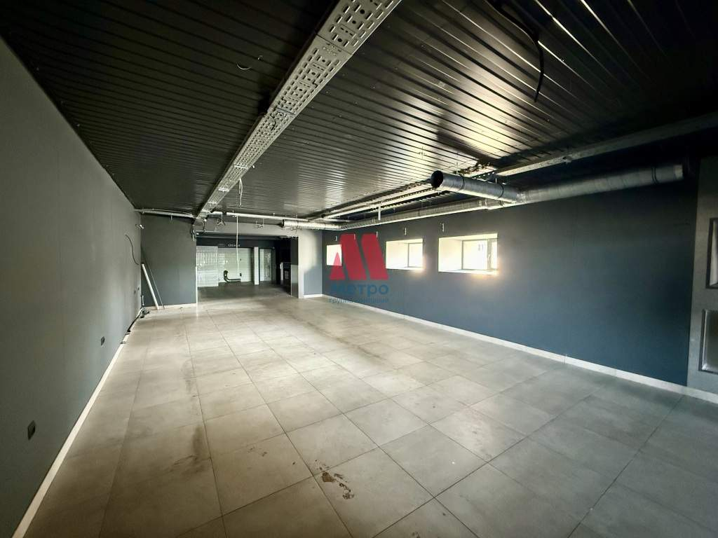 Сдам в аренду магазин 209 м.кв.