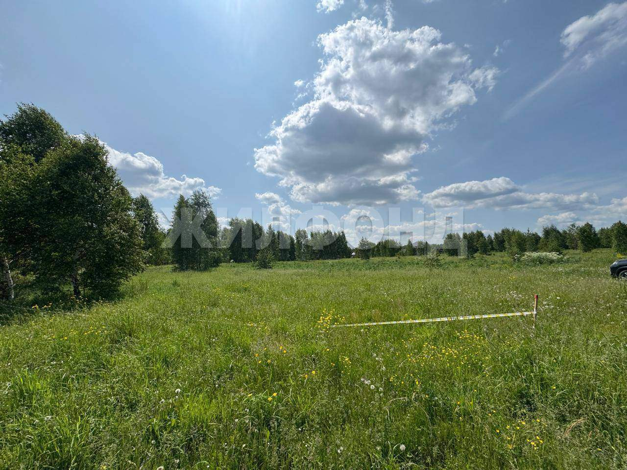 Продам земельный участок 800 м.кв.