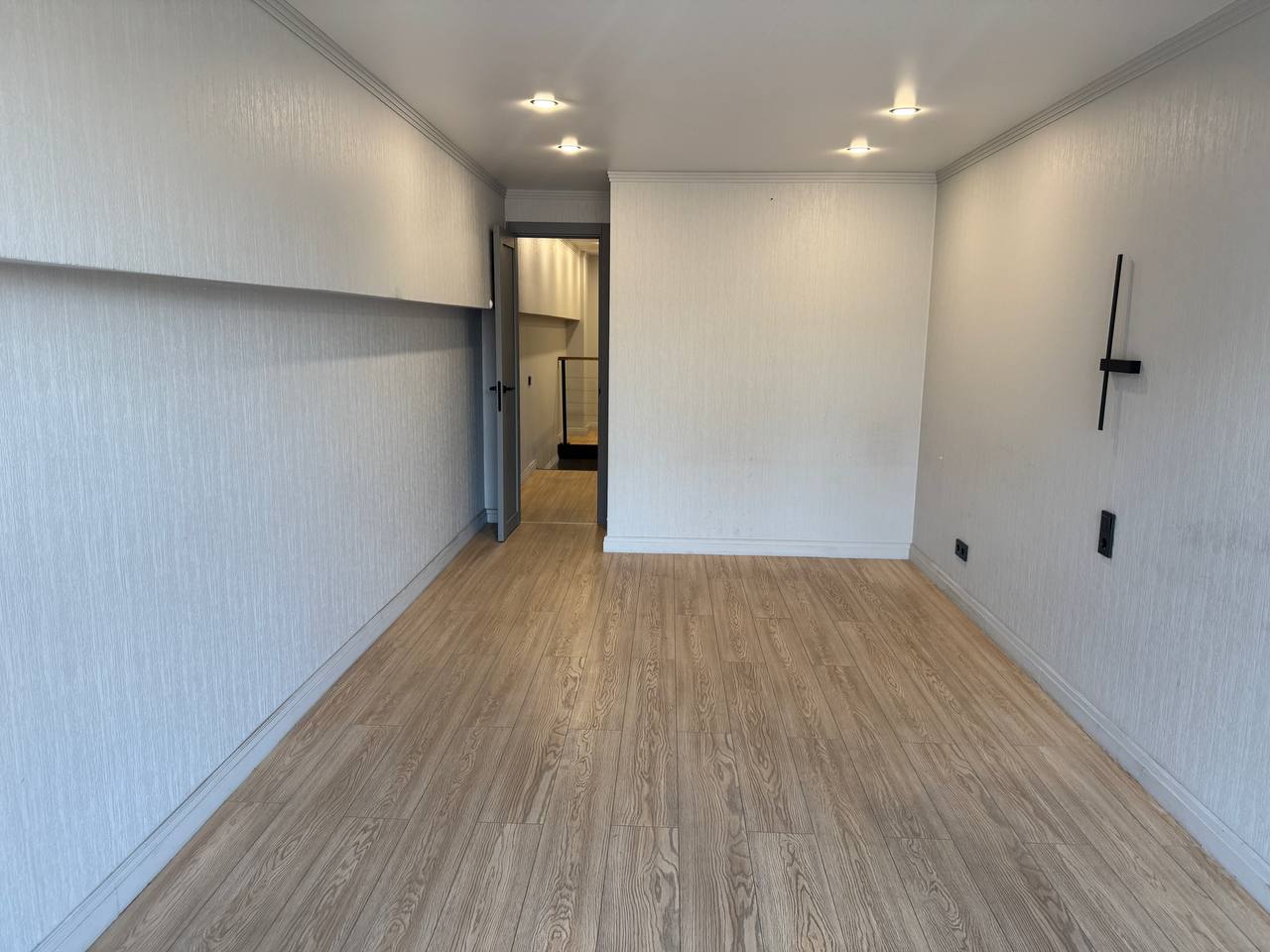 Сдам в аренду офис 77.1 м.кв.