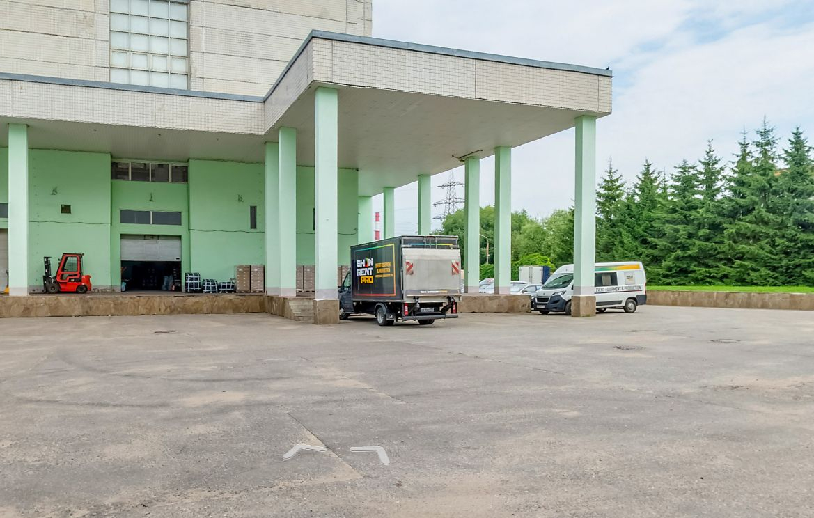 Сдам в аренду склад 832.1 м.кв.