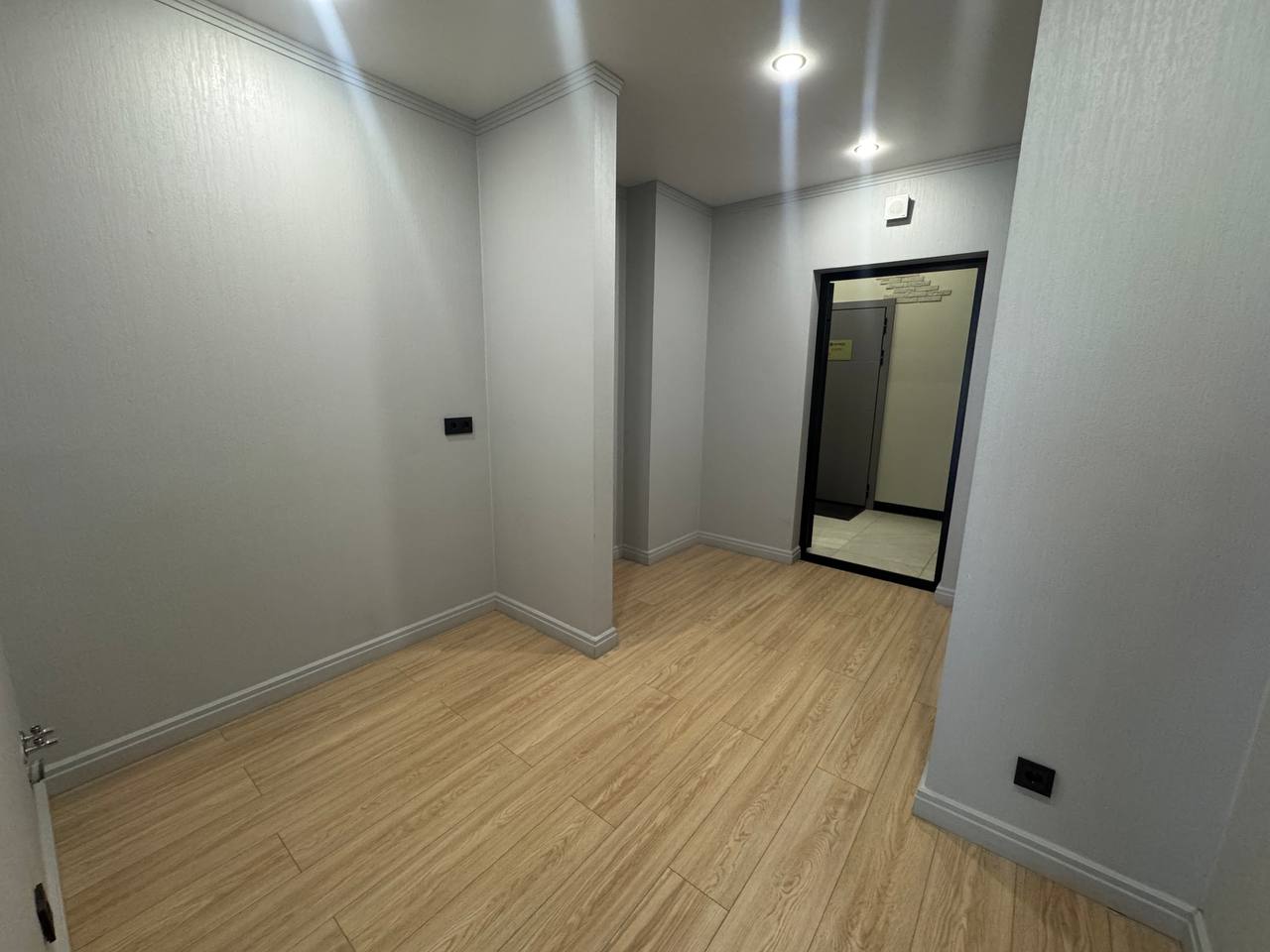 Сдам в аренду офис 75.9 м.кв.