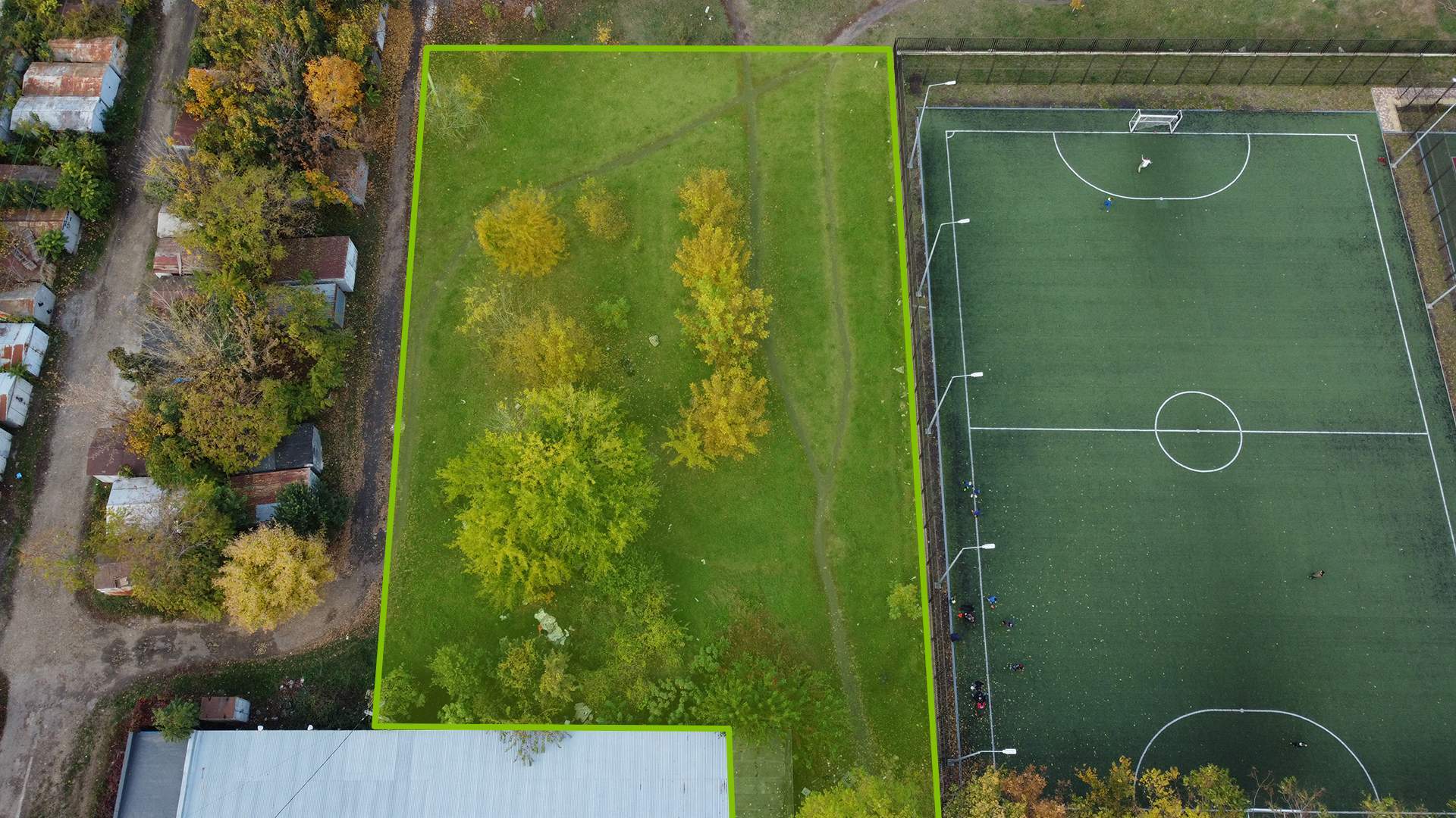 Сдам в аренду земельный участок 2200 м.кв.