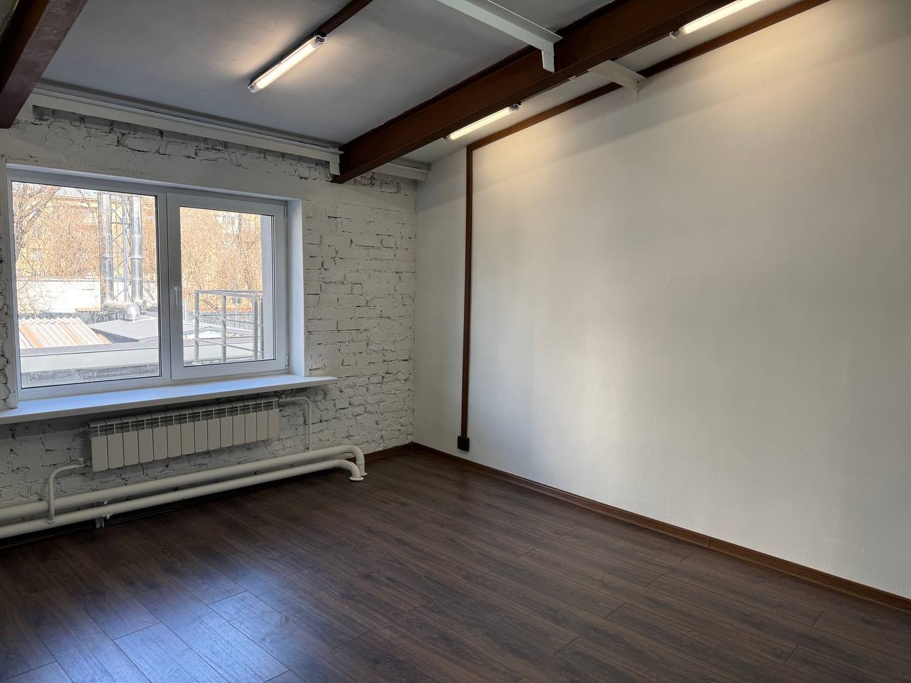 Сдам в аренду помещение свободного назначения 16.6 м.кв.