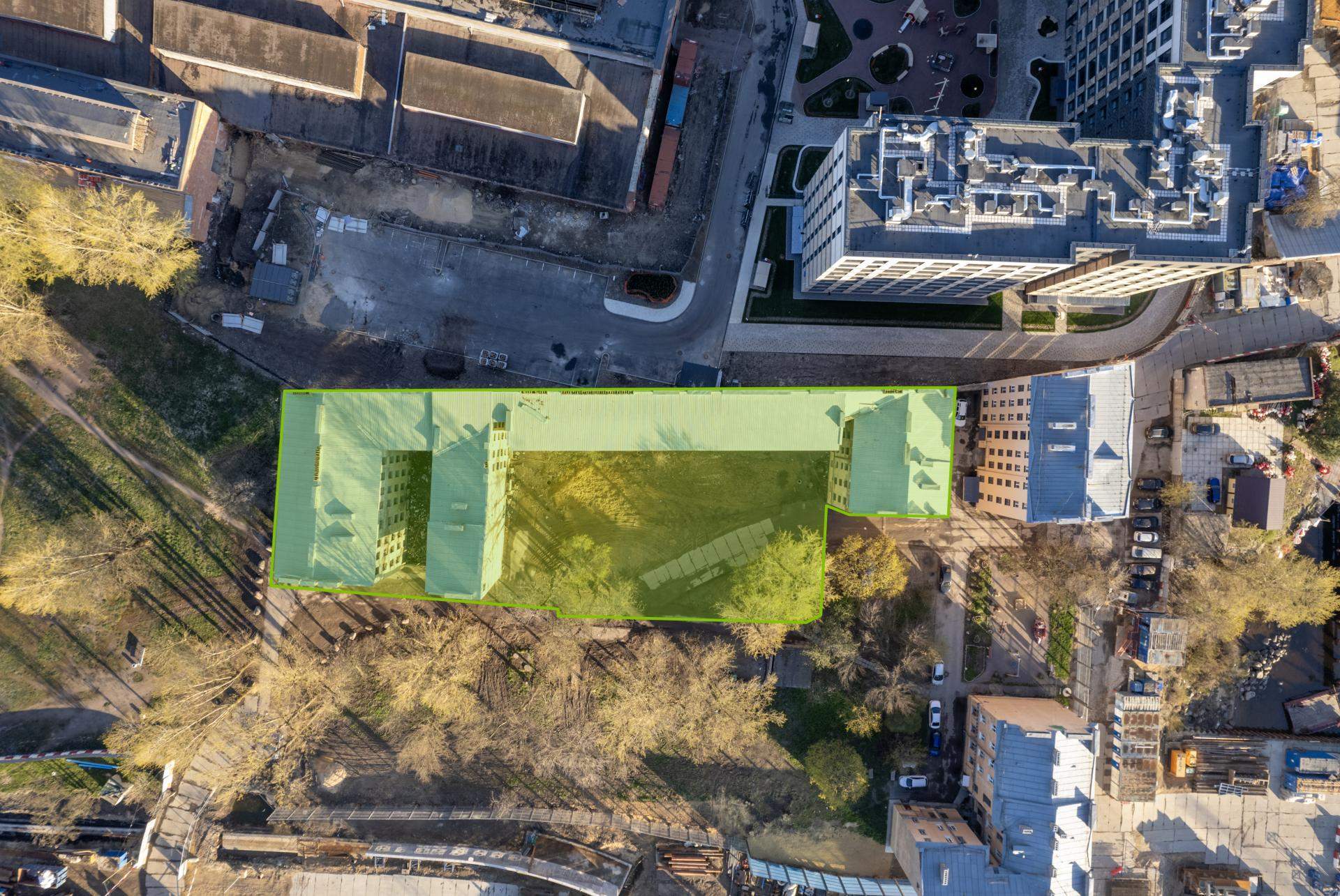 Продам торговое помещение 4420.5 м.кв.