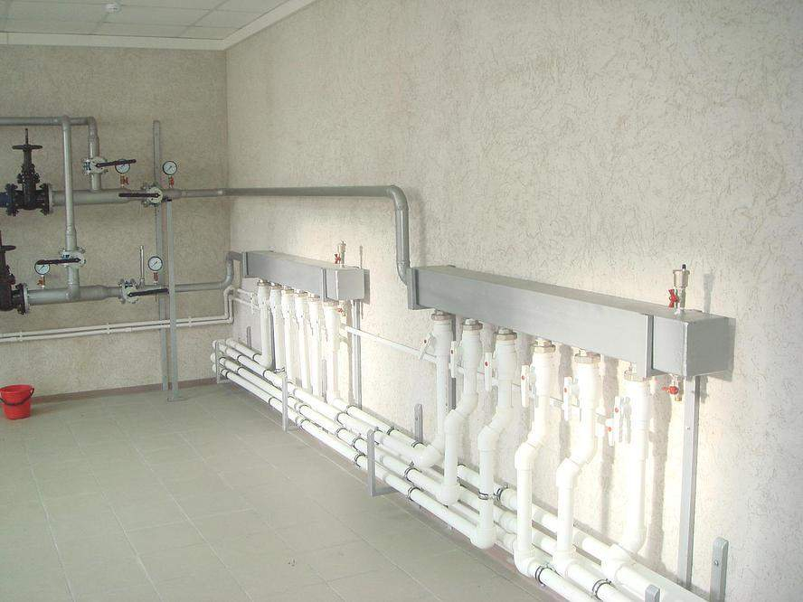 Торговая площадь на продажу в Кузнецке, Белинского улица, зд68Б фото №1