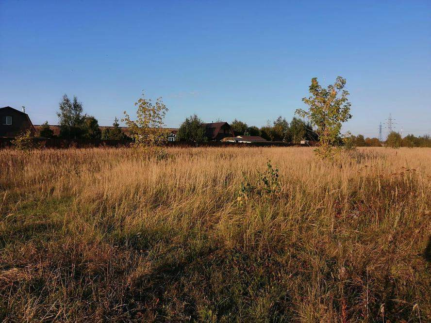 Продам земельный участок 2700 м.кв.