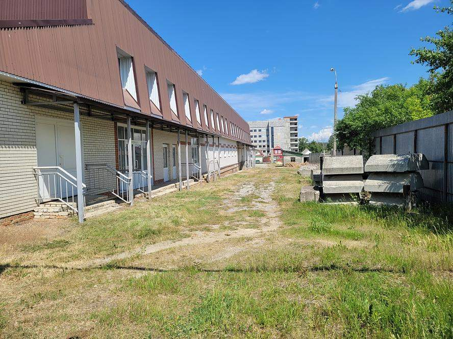 Торговая площадь на продажу в Кузнецке, Белинского улица, зд68Б фото №6