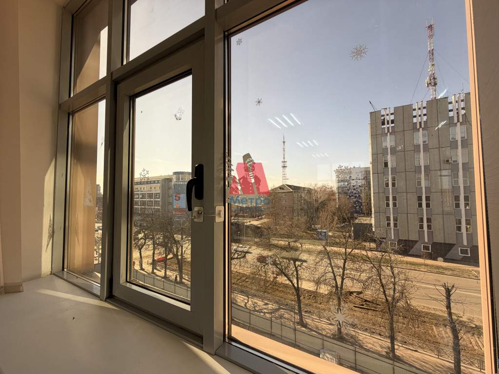 Сдам в аренду офис 100 м.кв.