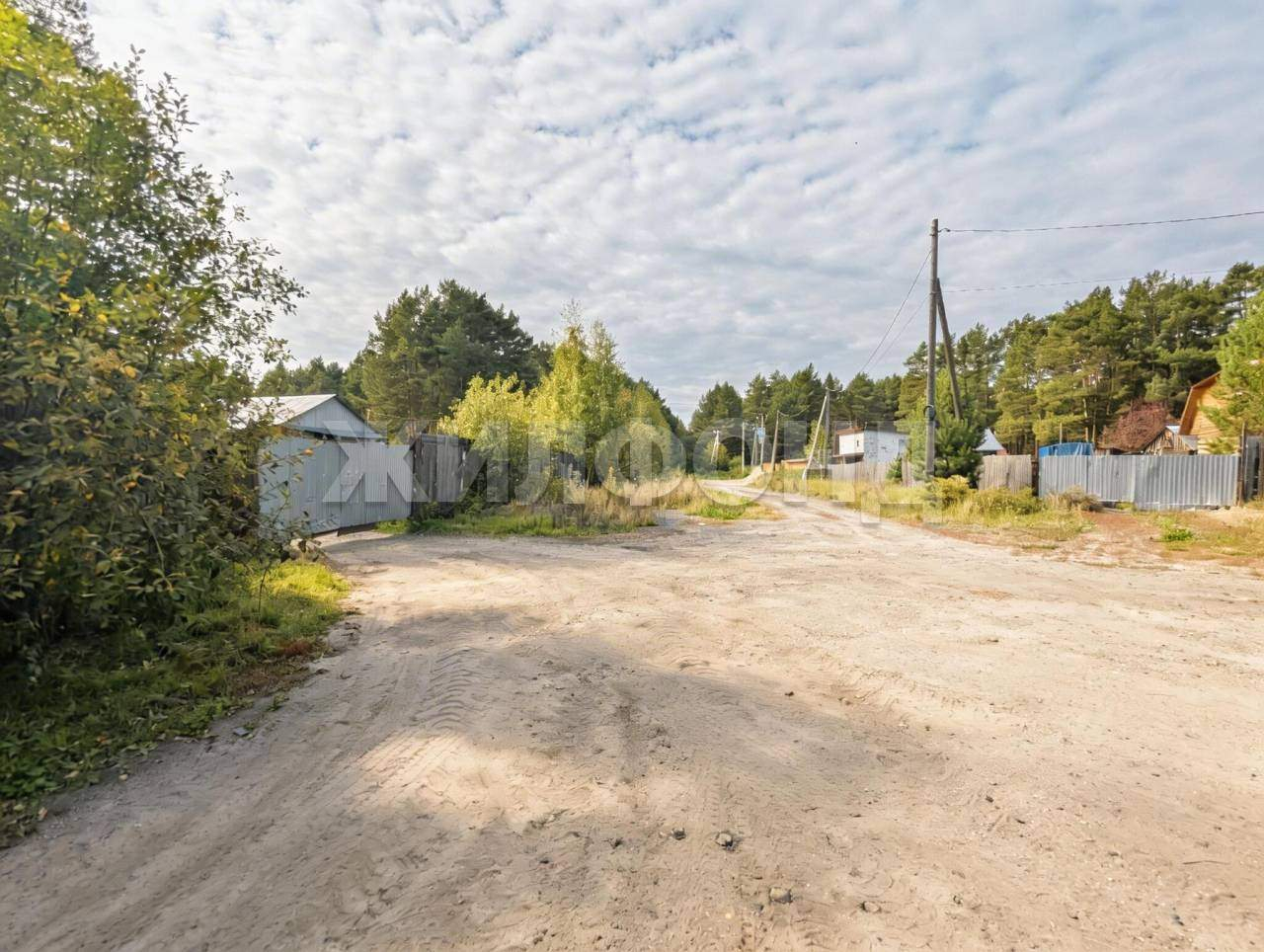 Продам земельный участок 2970 м.кв.