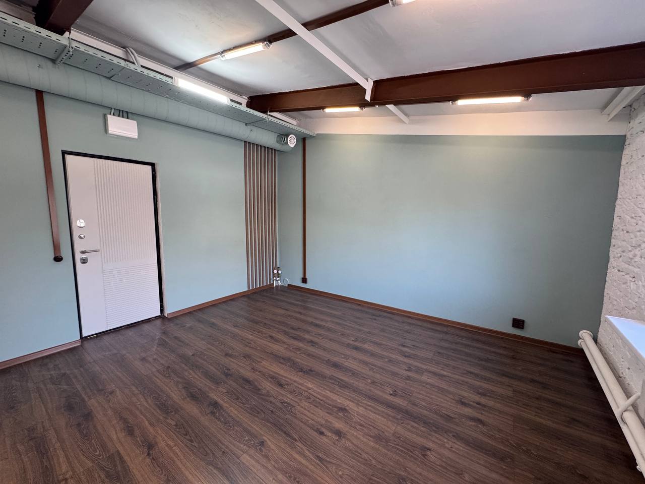 Сдам в аренду помещение свободного назначения 16.6 м.кв.