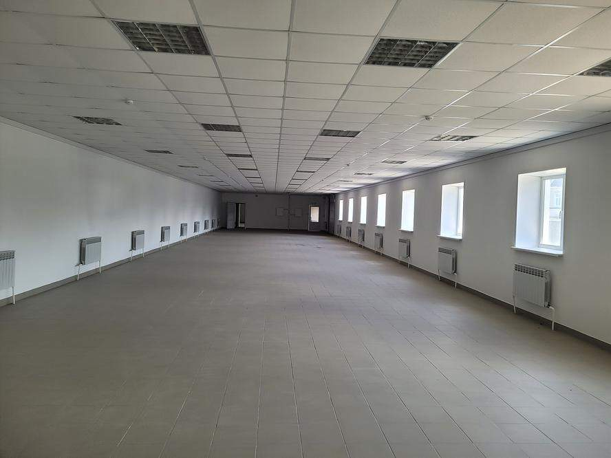 Торговая площадь на продажу в Кузнецке, Белинского улица, зд68Б фото №7