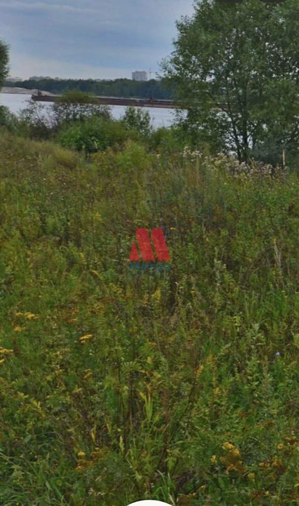 Продам земельный участок 800 м.кв.