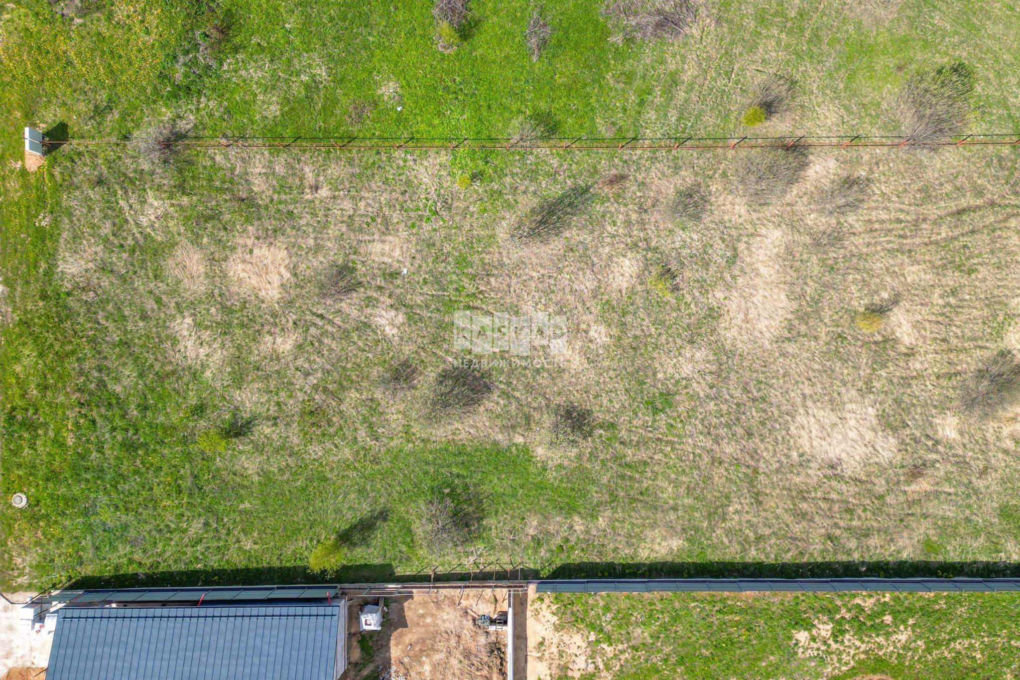 Продам земельный участок 3000 м.кв.