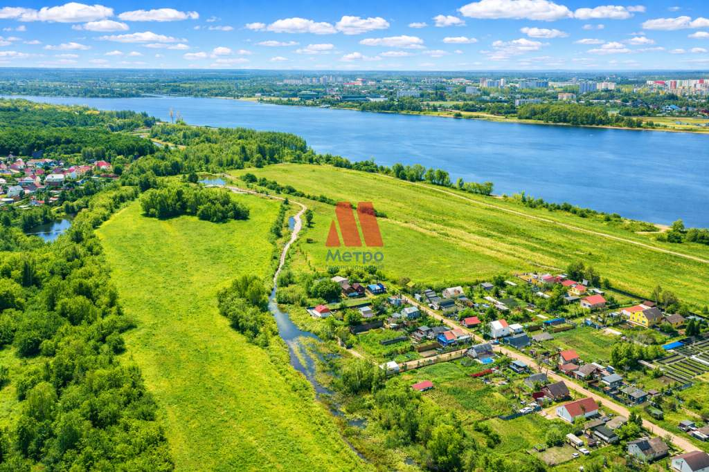 Продам земельный участок 800 м.кв.