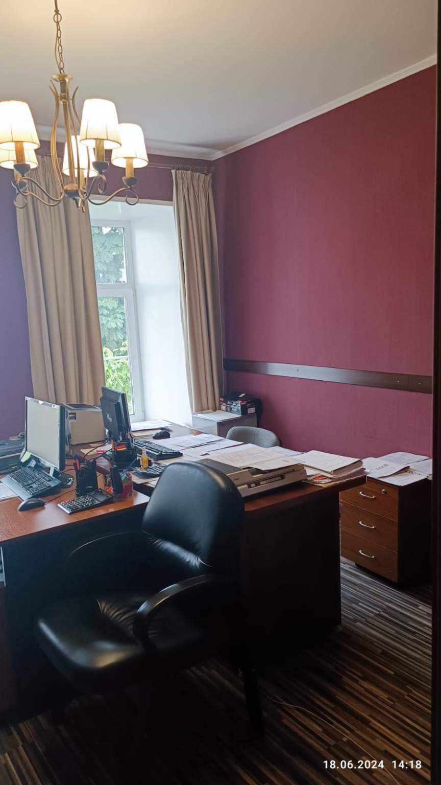 Сдам в аренду торговое помещение 801.1 м.кв.