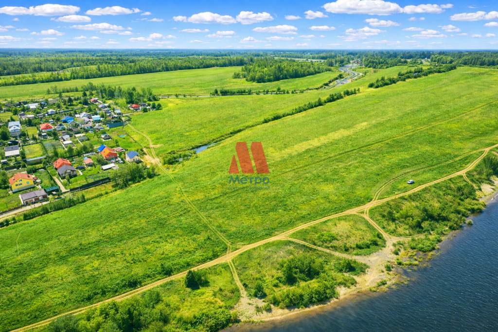 Продам земельный участок 800 м.кв.