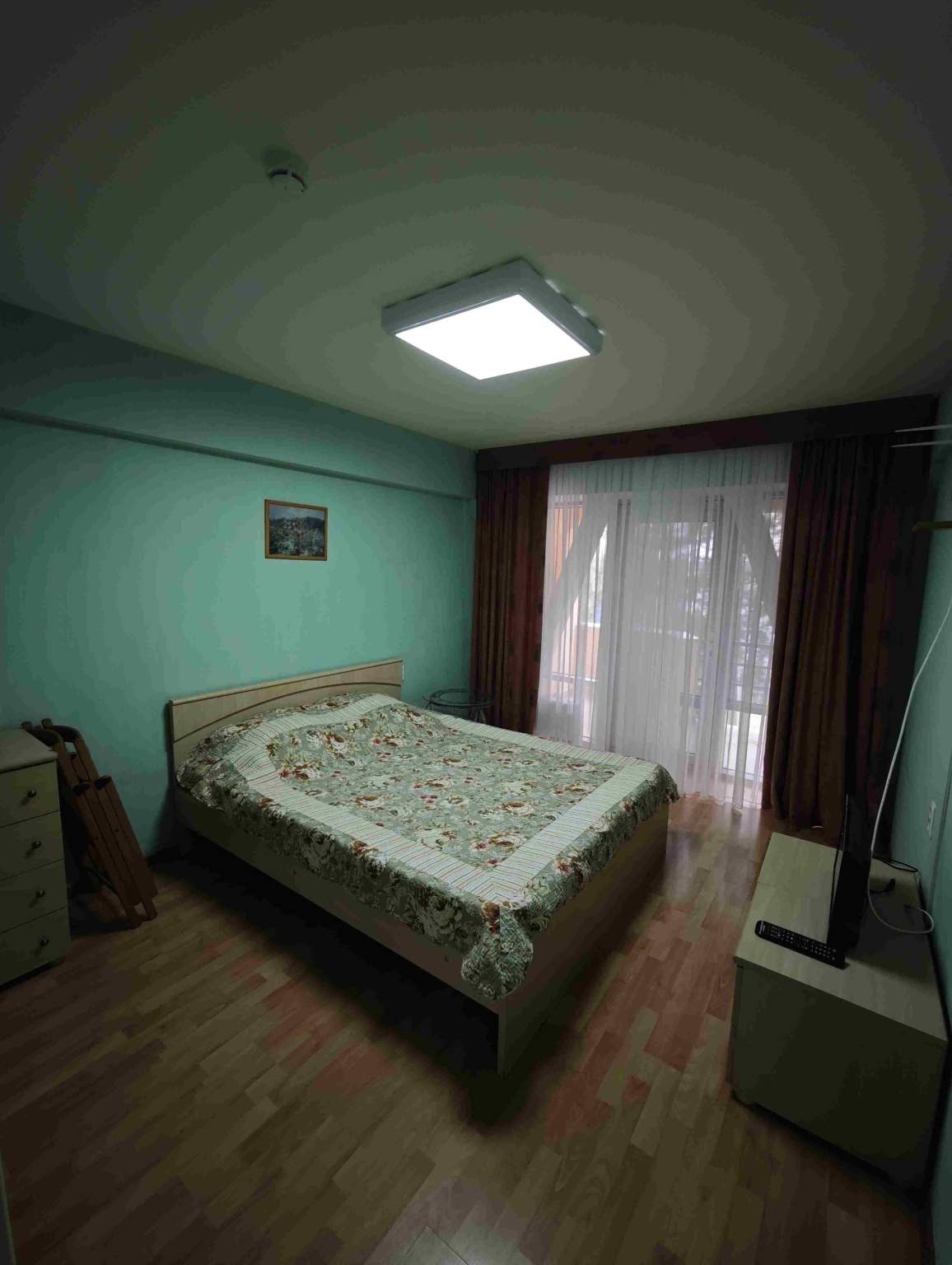 Продам торговое помещение 3281.2 м.кв.