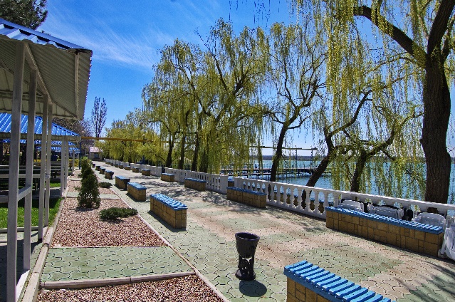 Продам торговое помещение 3281.2 м.кв.