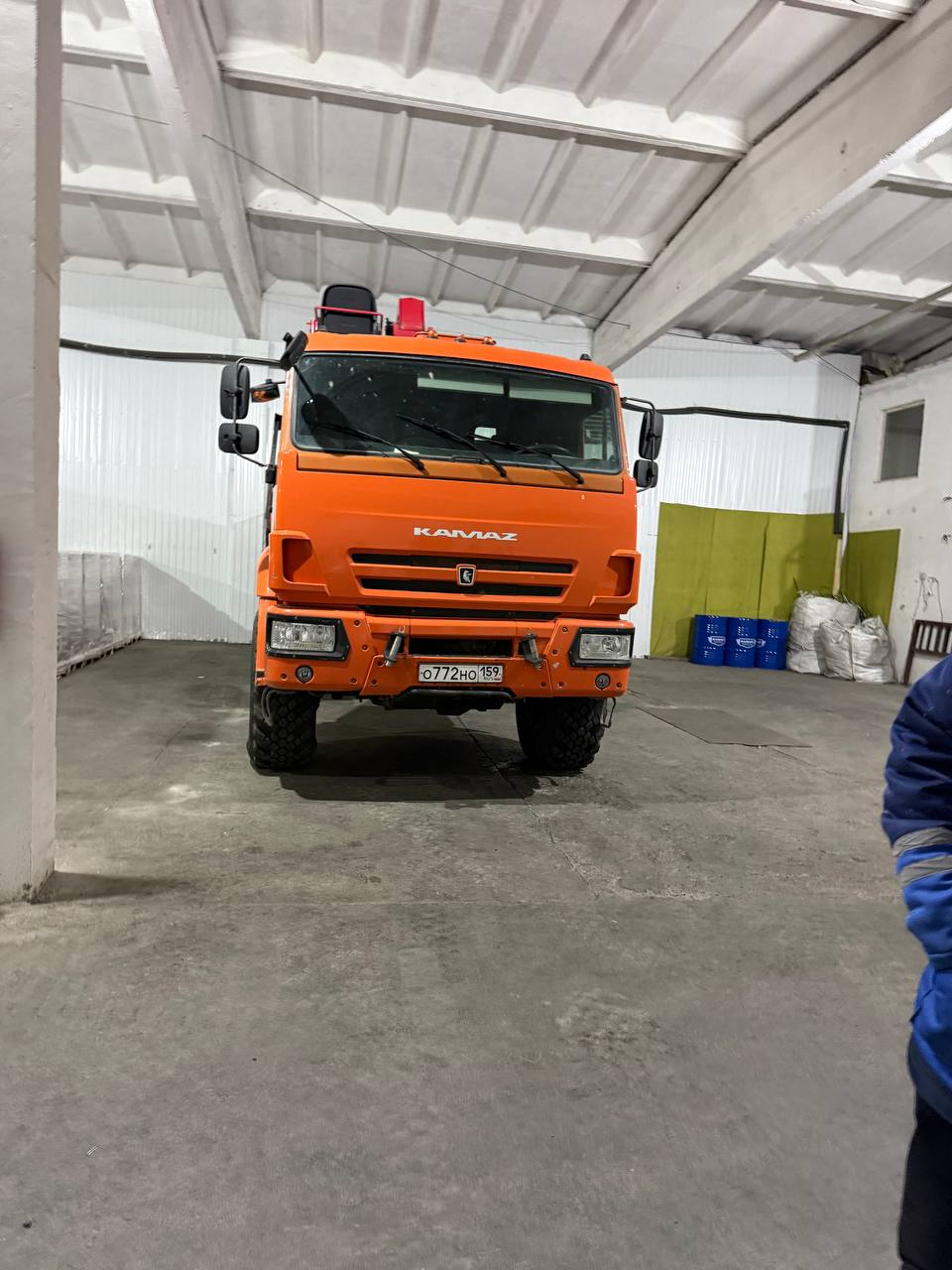 Сдам в аренду склад 896 м.кв.