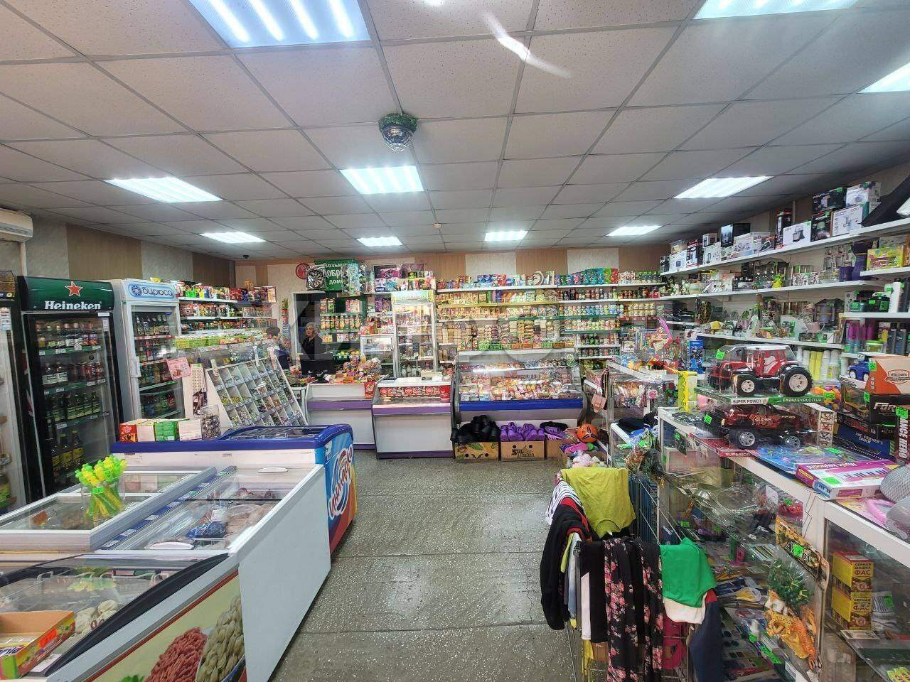 Продам магазин 273 м.кв.