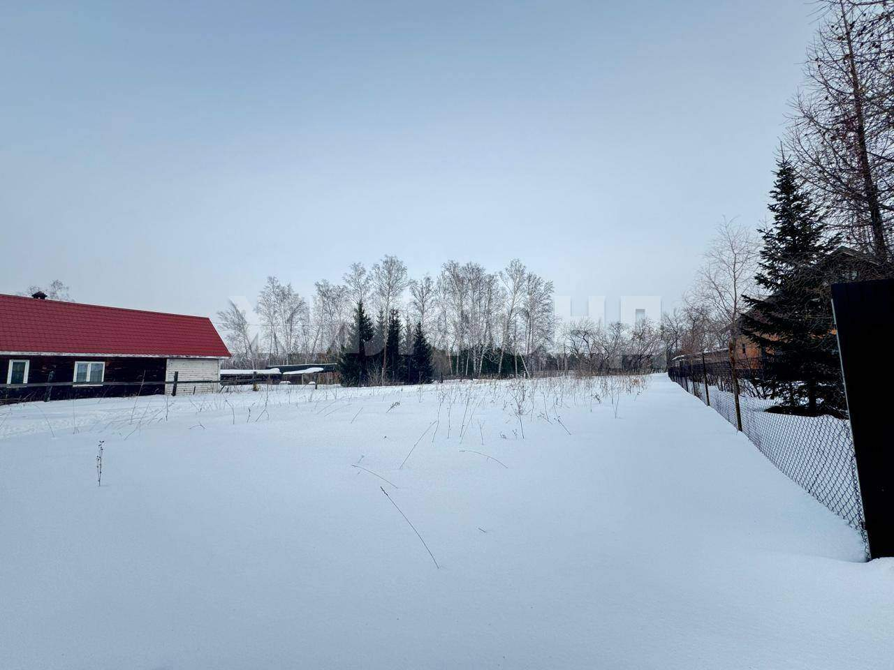 Продам земельный участок 1500 м.кв.