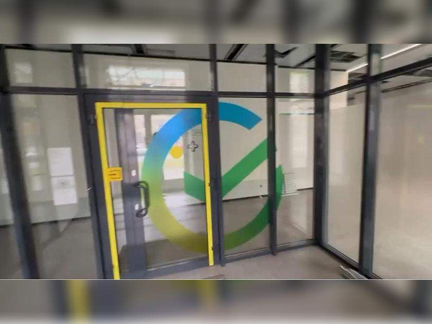 Сдам в аренду магазин 288.9 м.кв.