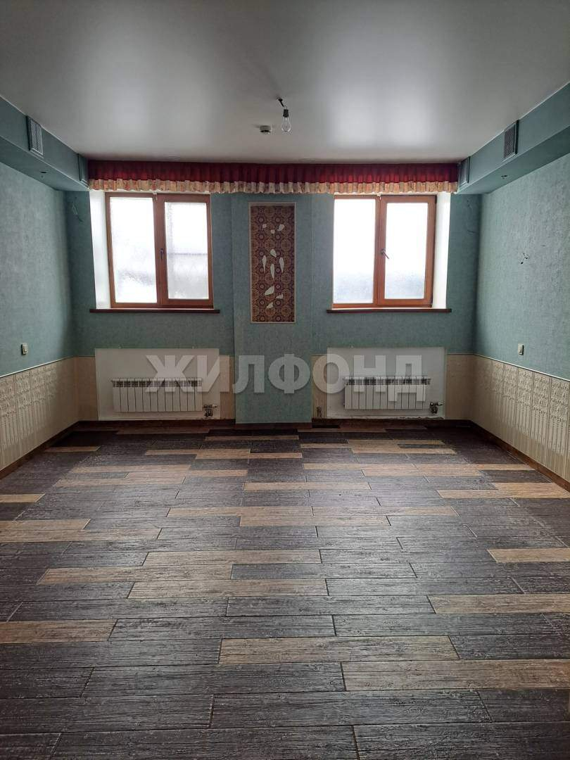 Продам магазин 352 м.кв.