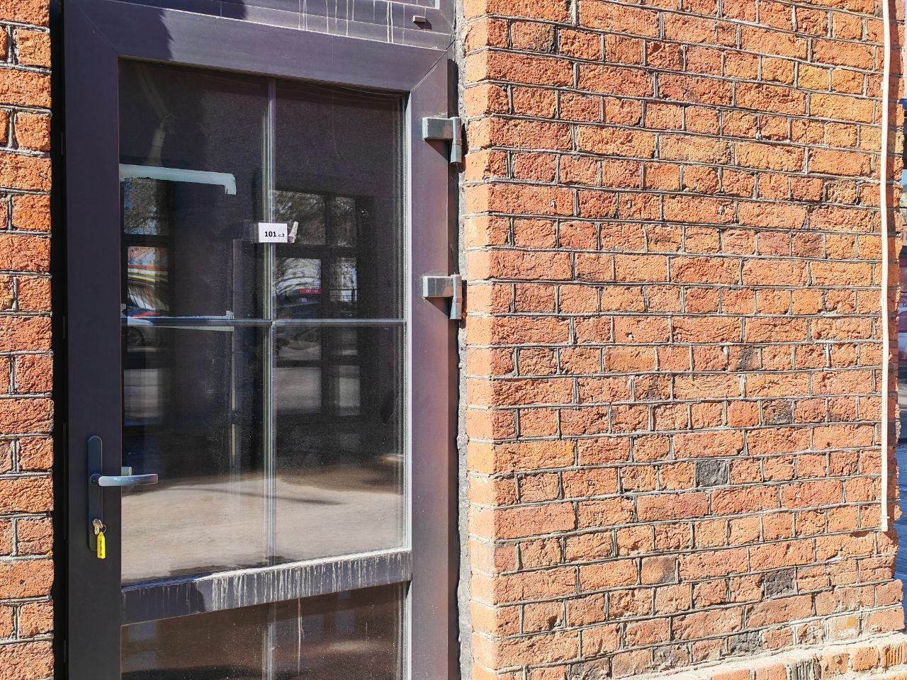 Продам помещение свободного назначения 13.2 м.кв.