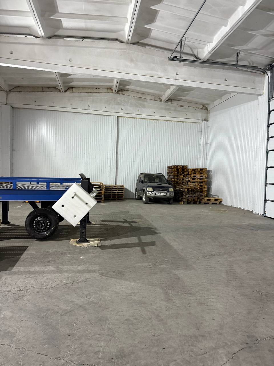 Сдам в аренду склад 896 м.кв.