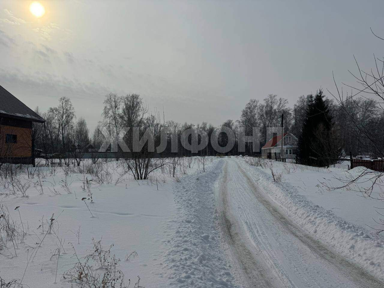 Продам земельный участок 1500 м.кв.