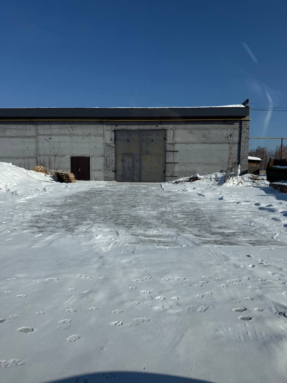 Сдам в аренду склад 896 м.кв.