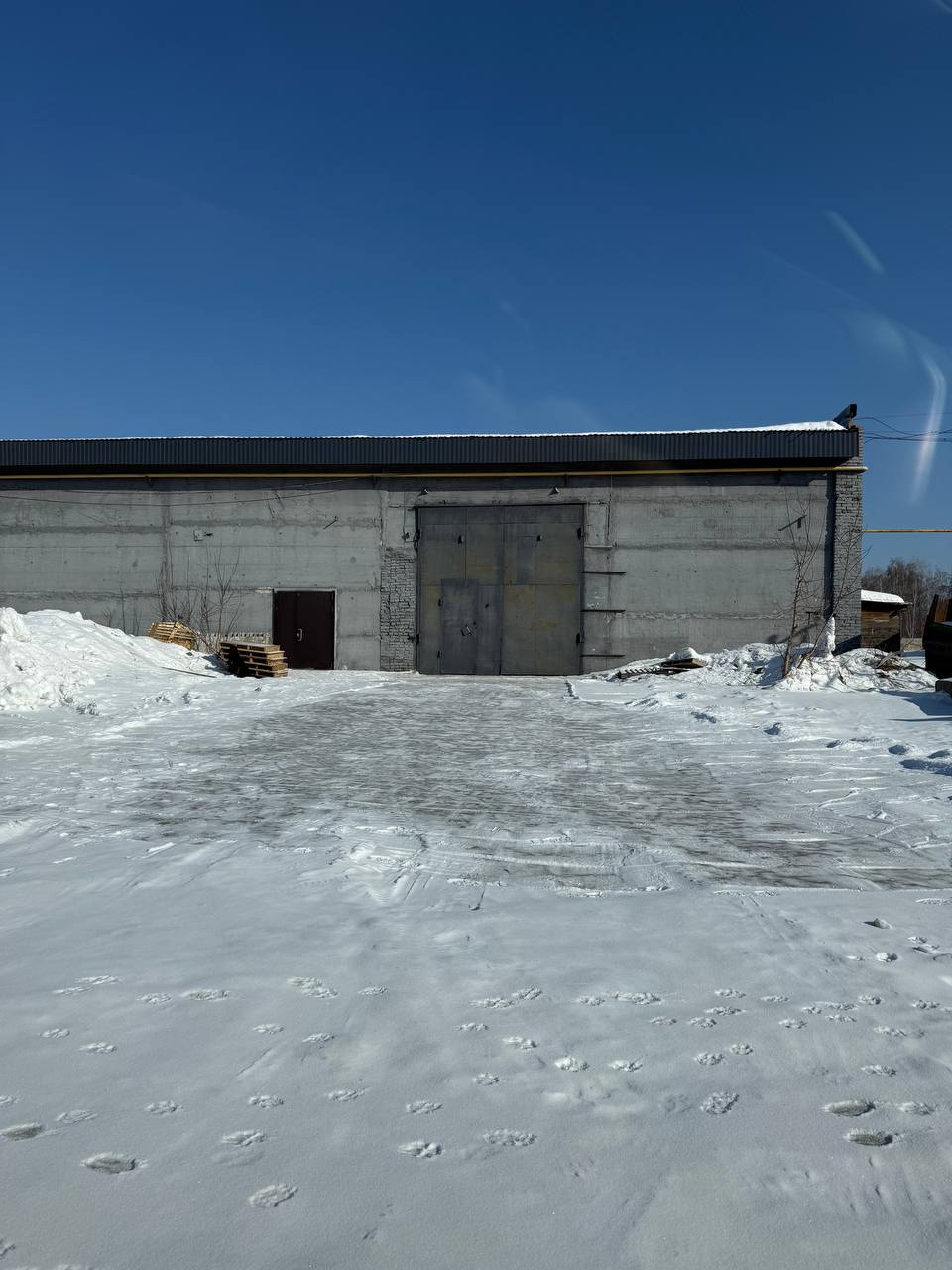 Сдам в аренду склад 896 м.кв.