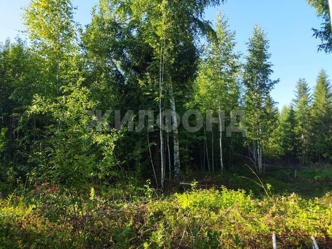 Продам земельный участок 820 м.кв.