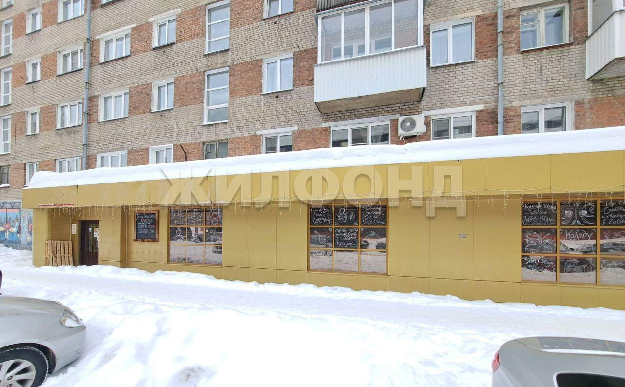 Продам магазин 352 м.кв.