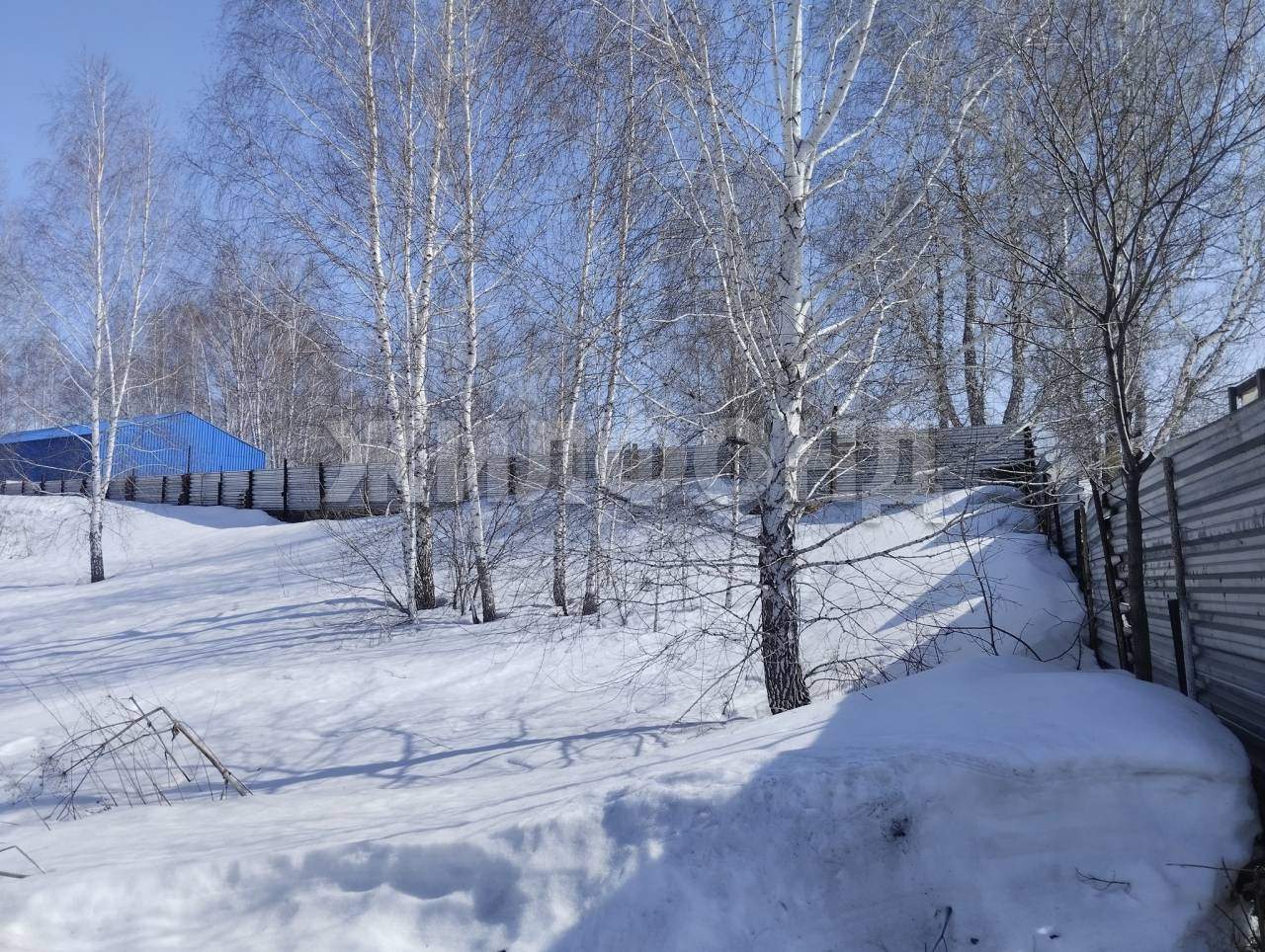 Продам земельный участок 1000 м.кв.