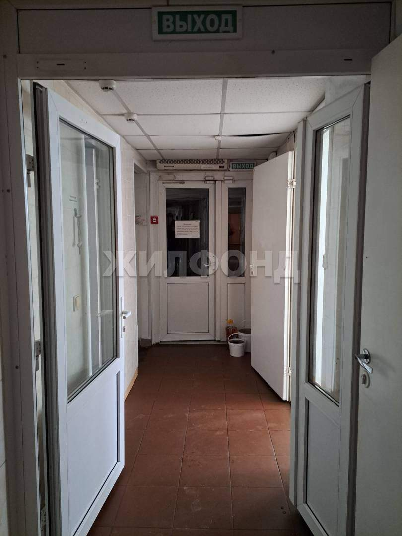 Продам магазин 352 м.кв.