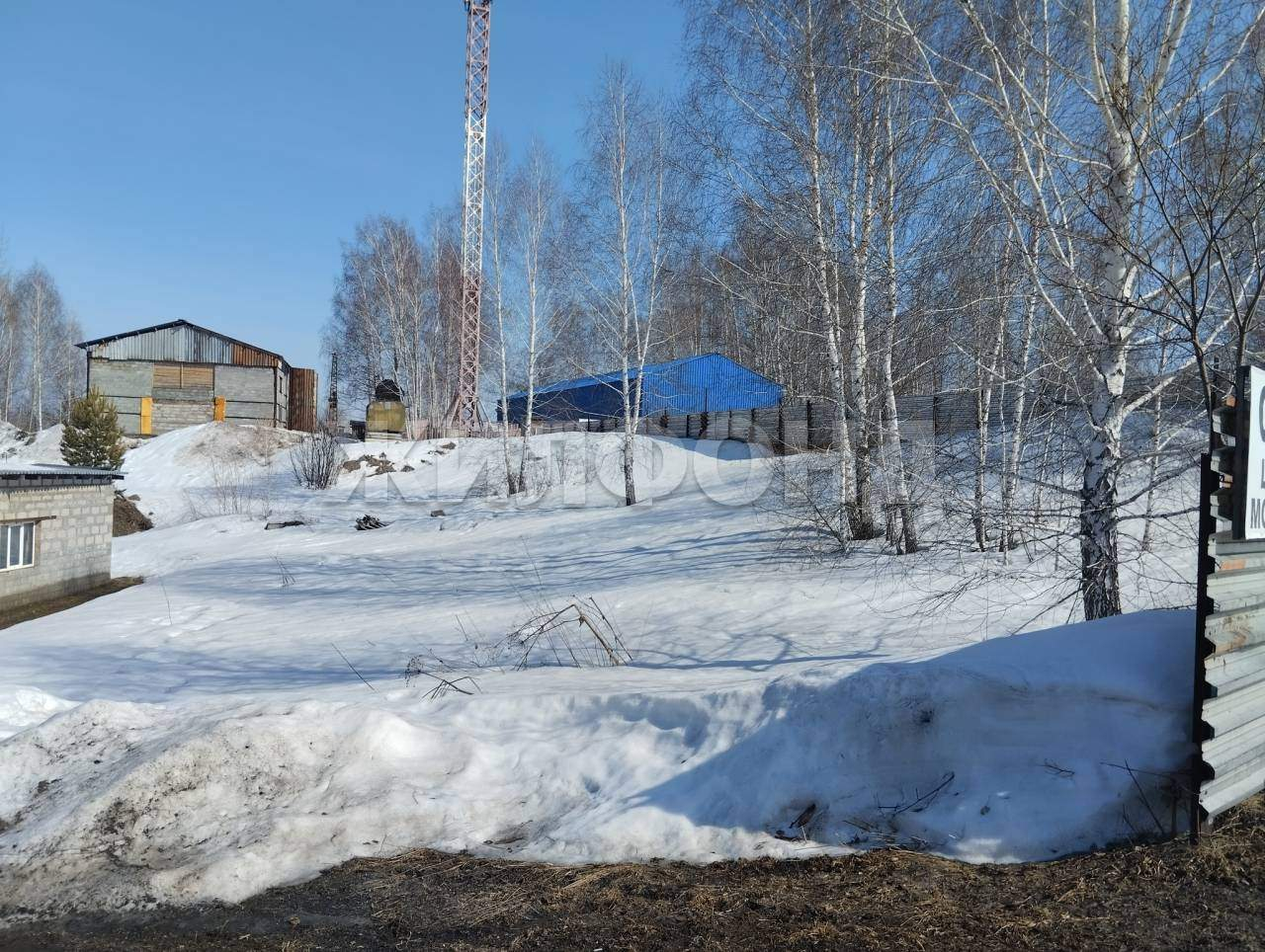 Продам земельный участок 1000 м.кв.