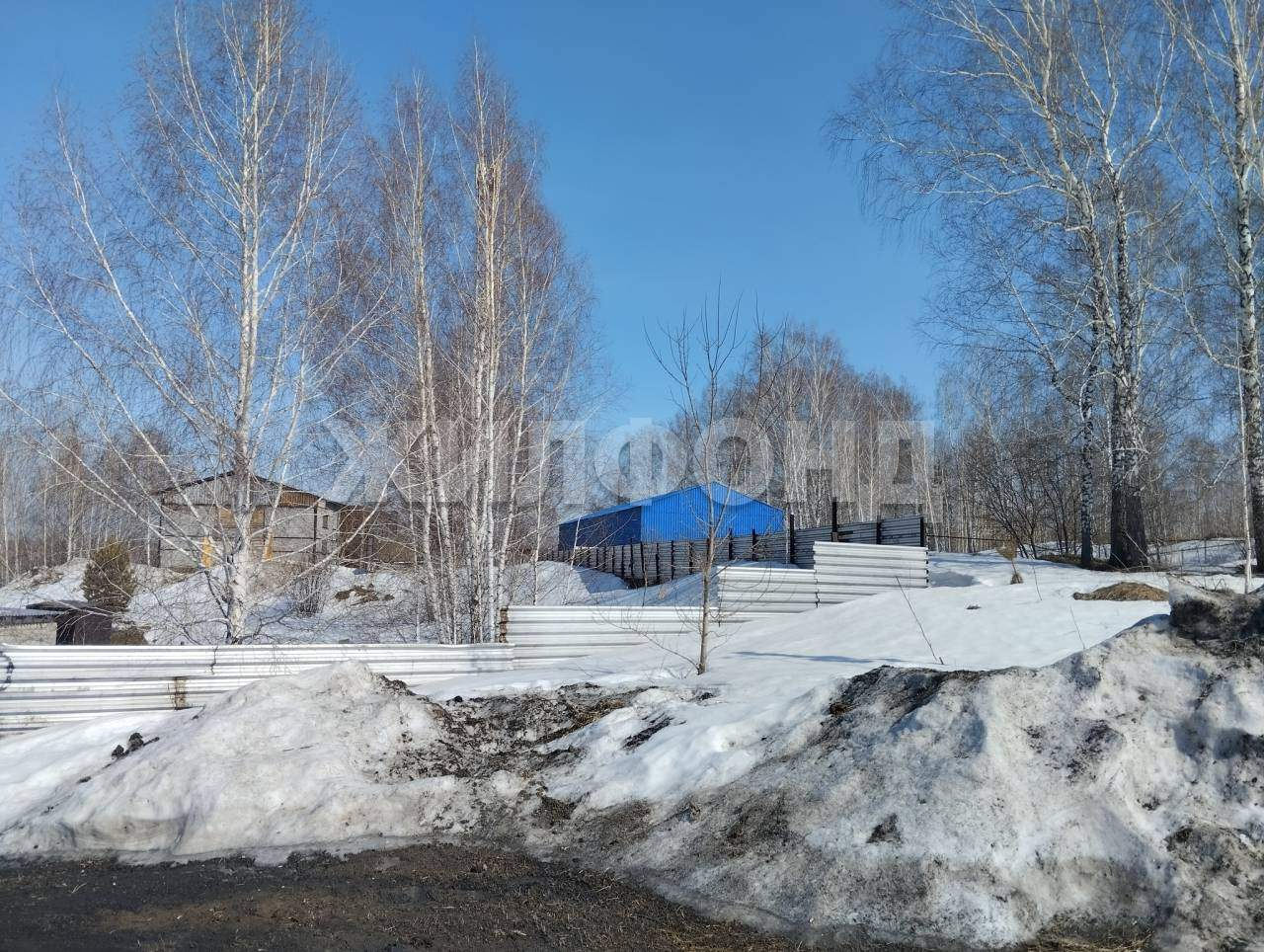 Продам земельный участок 1000 м.кв.